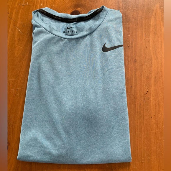 Nike Pro Dri Fit T-Shirt - Picture 1 of 6